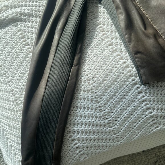 Vince 100% Leather Jacket (Size L Shows Wear) - Picture 13 of 15